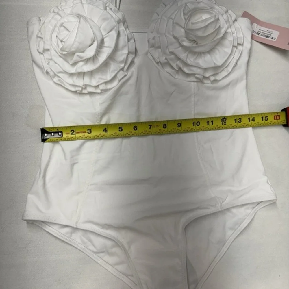 Womens Rosette M One Piece Swimsuit Swimwear‎ Bathing Suit Beach Resort White